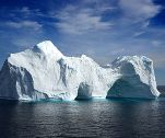 Eisberg vor Tasiilaq © Peter Vogel