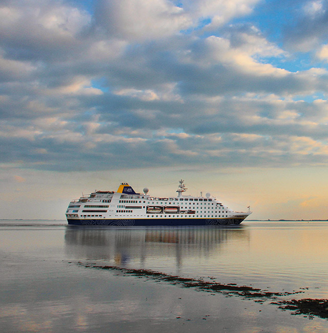 Arctic ProCruises