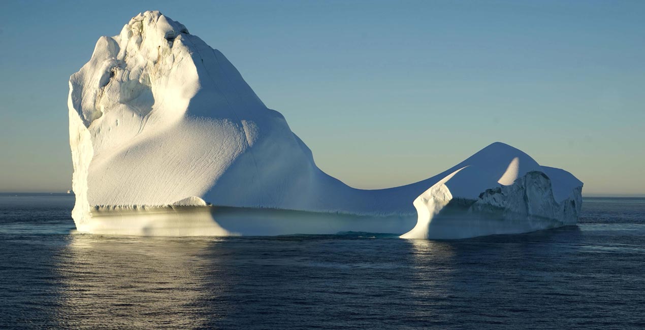 Eisberg vor Tasiilaq - © Peter Vogel